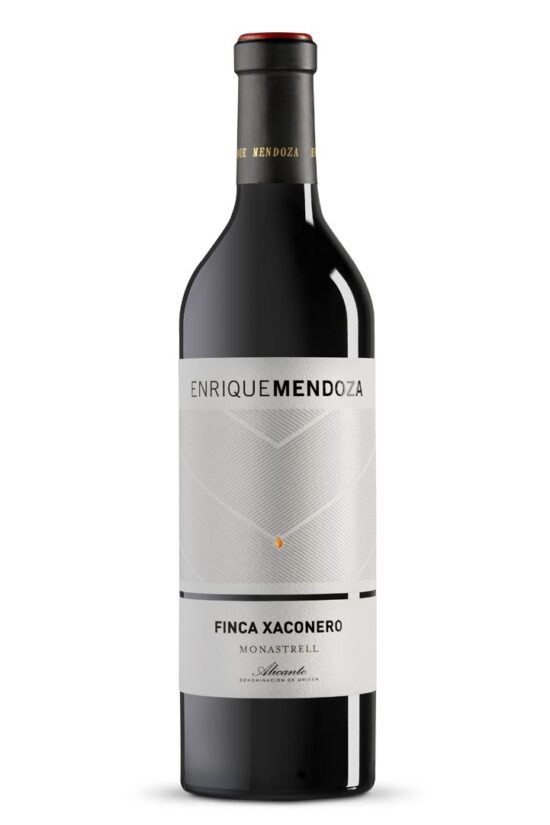 Botella de E. Mendoza Finca Xaconero 2023 monastrell, vino tinto D.O. Alicante